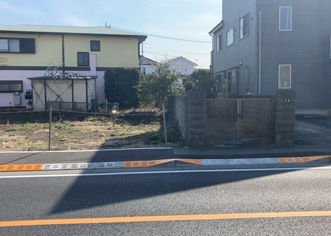 人が暮らすうえで日光は大切な要素となります。日当たりの良さは譲れないポイントですね。併せて近くに大きな建築物の建築予定がないか、あるいはそれが可能な土地が近くにないか事前に確認することもお勧めします。