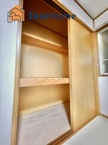 ●年中無休：当日予約可●2階の洋室6帖でございます。大きな収納ございますので豊富に収納可能です。