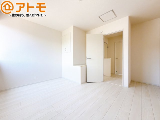 お子様のお友達が遊びに来た時も、子供部屋があると楽しく過ごせますね♪