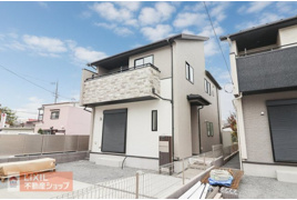 ブルーミングガーデン宇都宮市戸祭2丁目　1号棟の外観