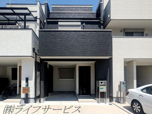 外観：327001694519