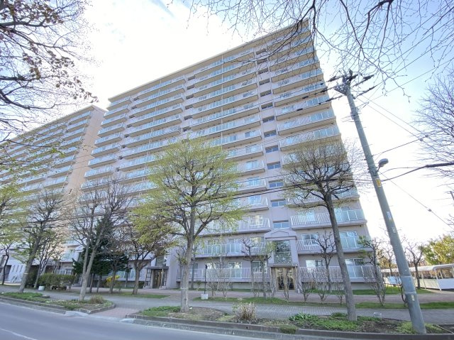 apartment 北海道札幌市豊平区平岸三条５丁目4-22 平岸グランドビル新館5階