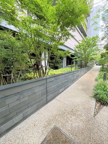 屋外共用部通路