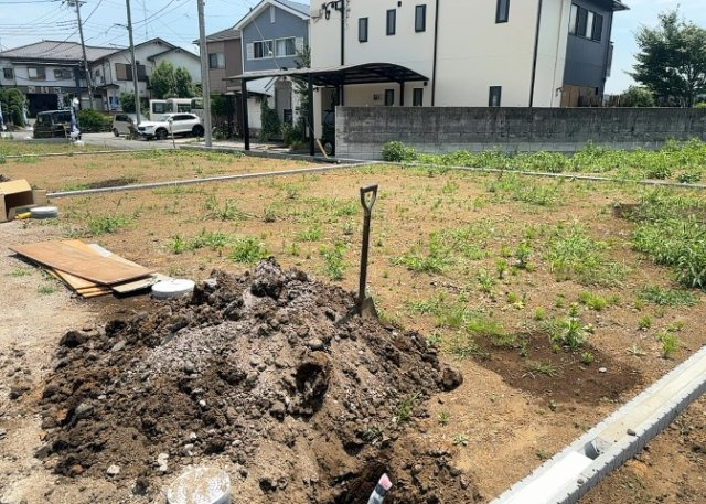 人が暮らすうえで日光は大切な要素となります。日当たりの良さは譲れないポイントですね。併せて近くに大きな建築物の建築予定がないか、あるいはそれが可能な土地が近くにないか事前に確認することもお勧めします。