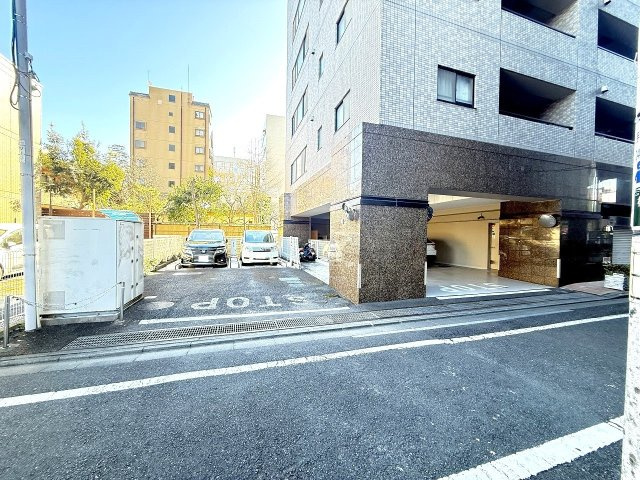 ～2駅4路線が徒歩利用可能～