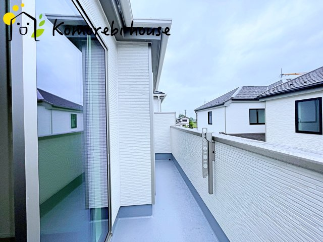 陽当たり良好なバルコニーです