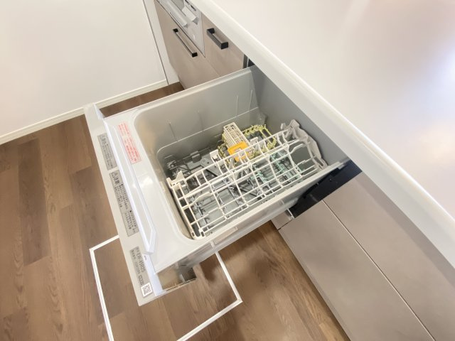 食洗機付きのシステムキッチンです♪