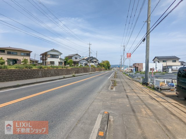 【前面道路】道の広さ・日当たりなど、ご確認ください。