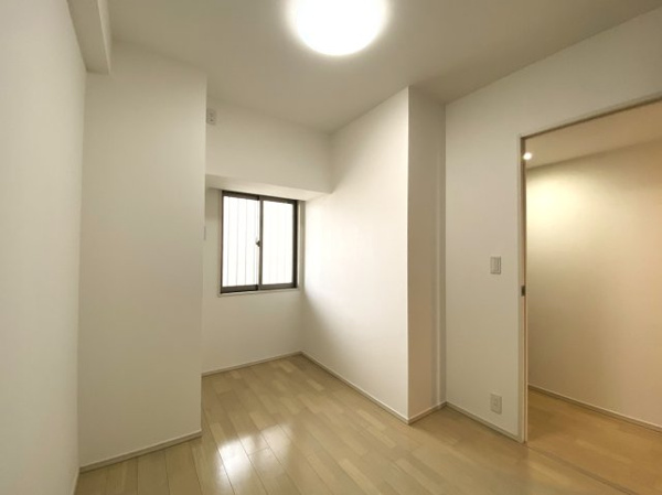 【ガーデンゲート千葉ニュータウン中央の洋室】