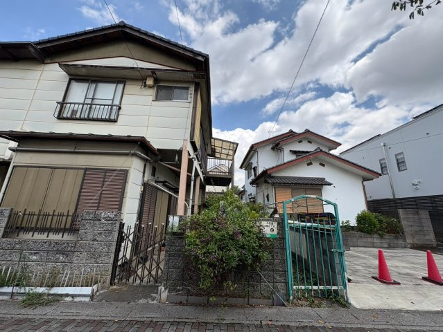 整形地・敷地約31坪・更地渡し！ご家族のライフスタイルに合わせた自由設計が可能です！当社無料の間取り作成も承ります！建物イメージや資金計画などお気軽にご相談ください。