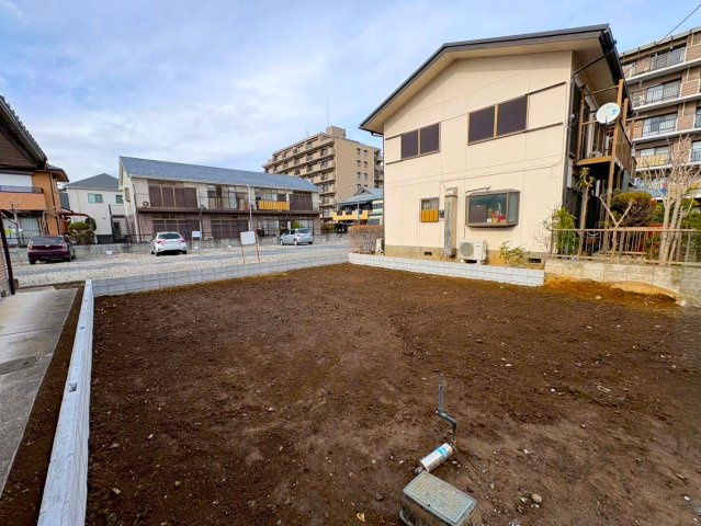 外観：311002343376