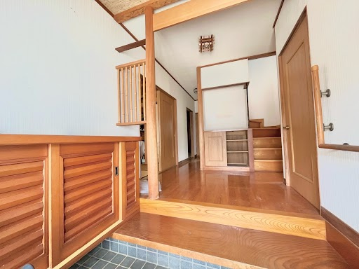 シューズボックス付きで、玄関まわりもすっきりとした空間を保てます。