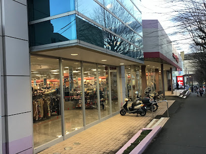 ファッションセンターしまむら狭間店まで徒歩6分