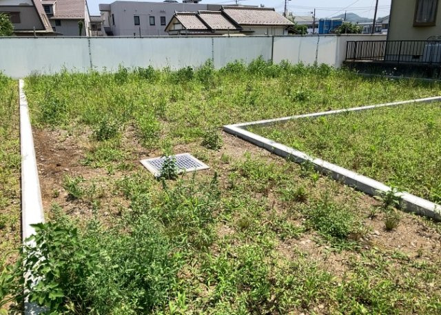 家を建てる前提で土地を探している場合、地盤の丈夫さは譲れない条件の一つです。地盤が脆弱だと追加工事が必要となります。また、過去に地盤沈下や液状化現象を起こした土地は、できるだけ避けた方がいいでしょう。