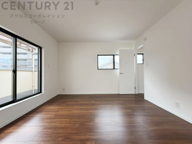 内装は落ち着いています