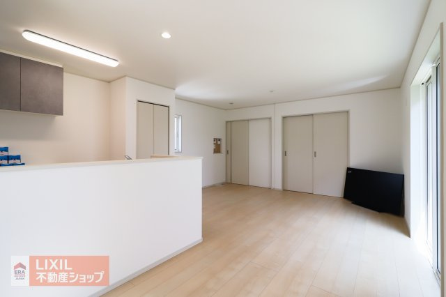 現地完成写真。家族でくつろげるダイニングです。