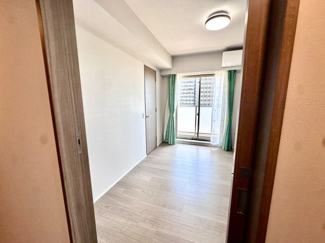 全居室に窓があり、明るく風通しの良い住まい。※調度品は販売価格に含まれません。