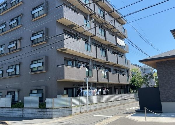 【レサージュ相模原壱番館のバルコニー】