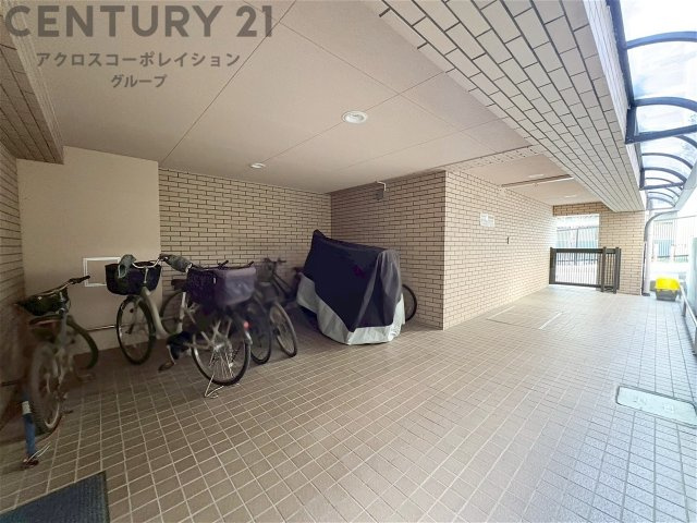 屋内駐車場