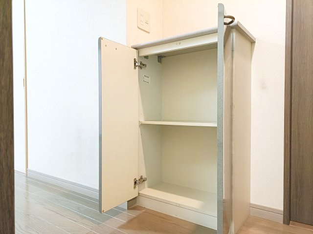 【LDK収納】　LDKは収納付きです。LDKには収納がないことが多いのですが、あるととても便利です。
