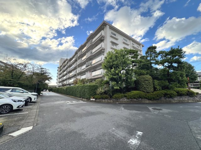 越谷ファミリータウンA棟