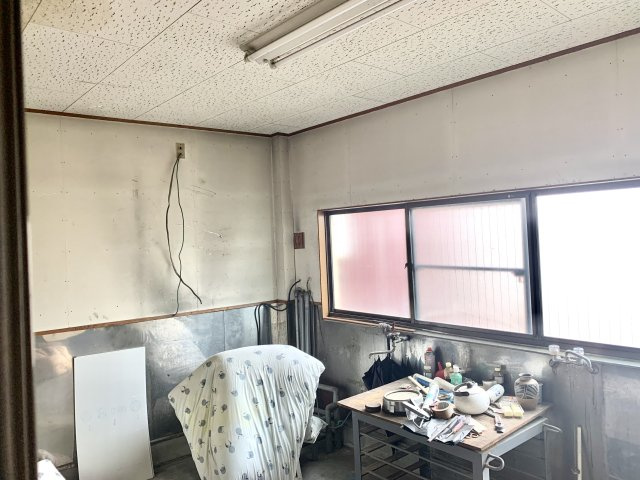 窓が大きく、換気がしやすいです。