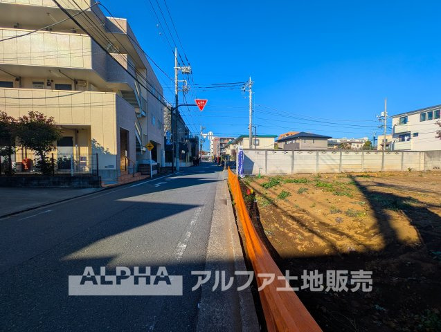 【A　warm　space】◆心がほどける場所◆　ゆとりある空間が、日常に静かな余白をつくる住まい。人を迎えることが自然になり、暮らしのリズムも穏やかに整っていく。