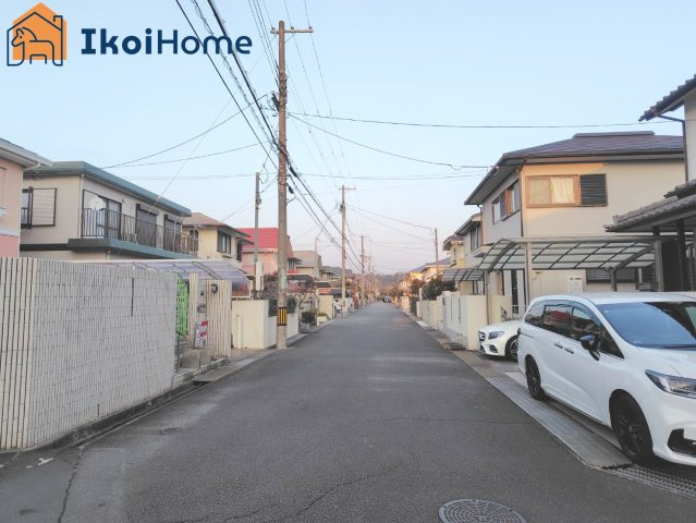 ●年中無休：当日予約可●前面道路は約6.5ｍとゆったり。角地につき通風・陽当たり良好です！