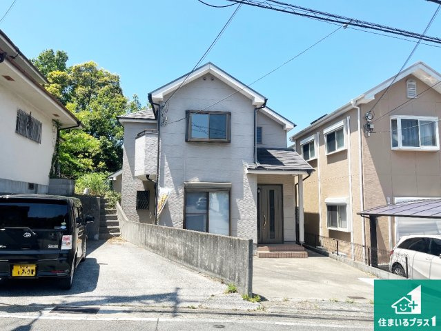 周辺は落ち着いた街並みの住宅地！子育てがしやすい住環境です！気になることがありましたら、お気軽にお問い合わせください！　