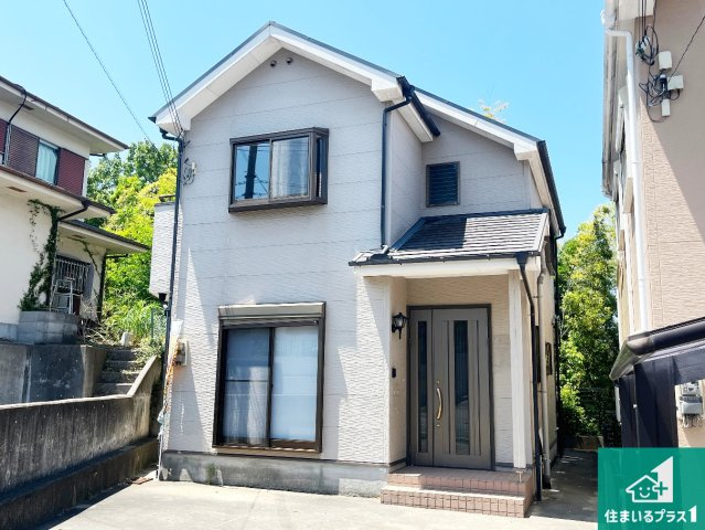 周辺は落ち着いた街並みの住宅地！子育てがしやすい住環境です！気になることがありましたら、お気軽にお問い合わせください！　