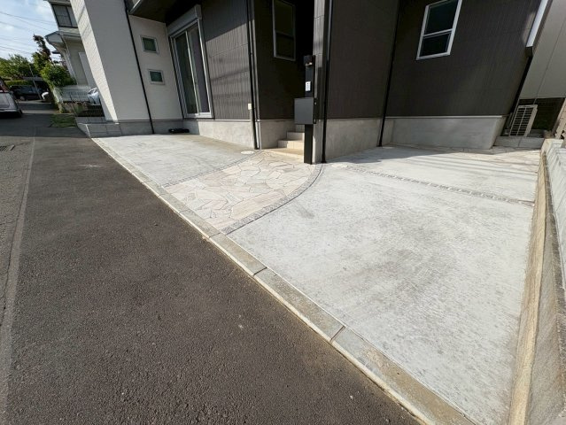 ゆとりのあるカースペースです