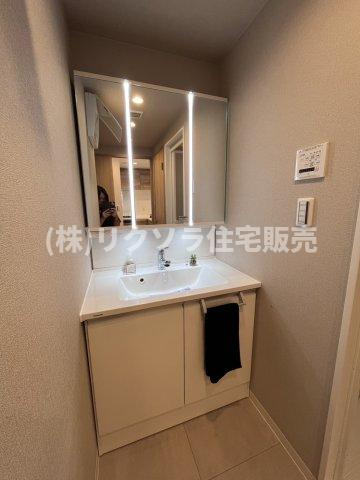 メイプルパークスクエア西弐番街の独立洗面台