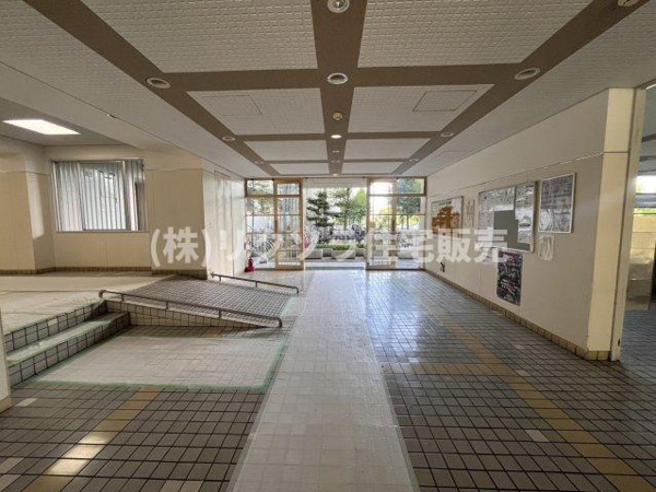 メイプルパークスクエア西弐番街のエントランス