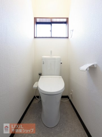 トイレもリフォーム済みで安心です！