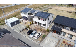 甲斐市西八幡 平成24年築積水ハウス施工の中古住宅 南道路の外観