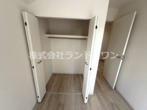 洋室5.5帖　クローゼット
