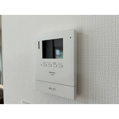 TVモニターインターフォンで来客確認。ご家族の安全を守ります！