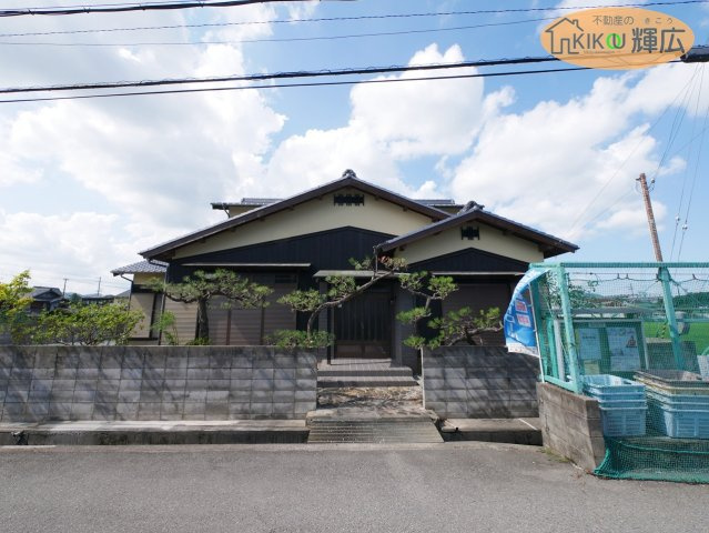 外観：328000502042