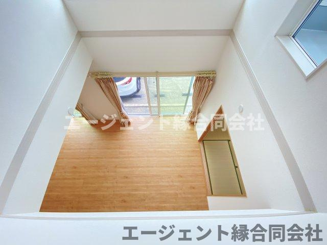 2階ホール吹き抜けよりのリビング風景