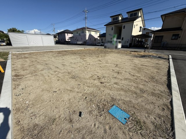 【笛吹市石和町川中島区画⑧　売地の外観】