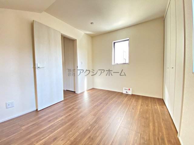 2F洋室5.3帖