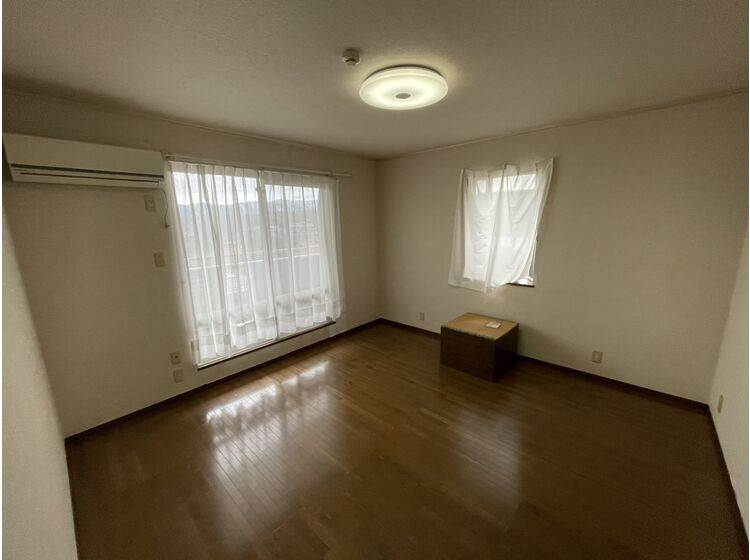 洋室8帖