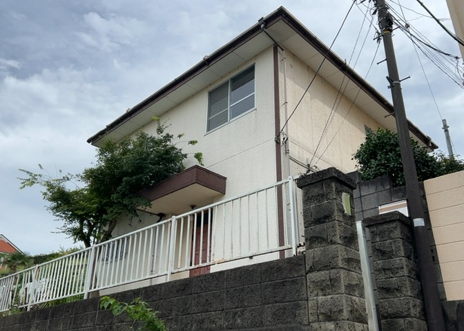 家を建てる前提で土地を探している場合、地盤の丈夫さは譲れない条件の一つです。地盤が脆弱だと追加工事が必要となります。また、過去に地盤沈下や液状化現象を起こした土地は、できるだけ避けた方がいいでしょう。