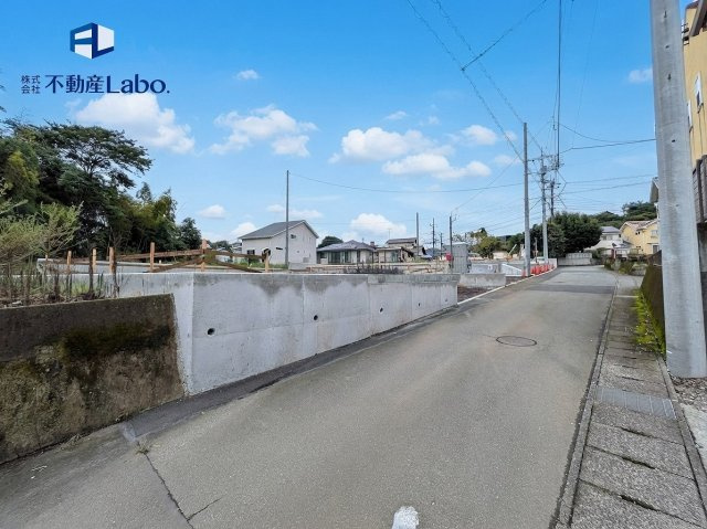 新たに擁壁も新設して地盤も安心です！