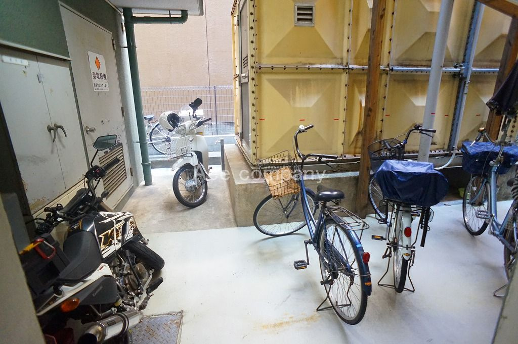 【駐輪場＆バイク置き場】