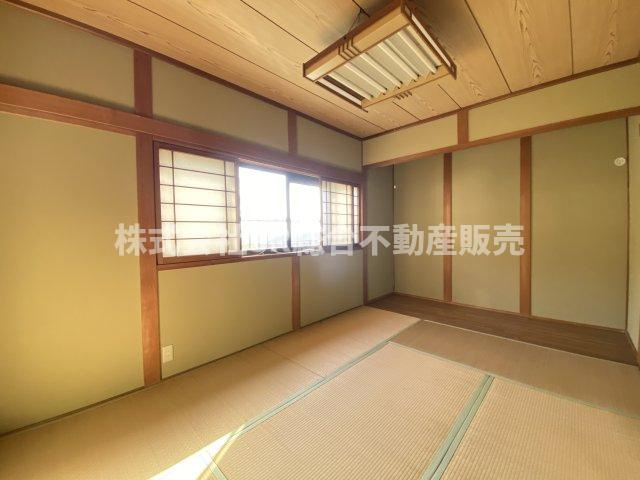 寝る時は布団派の方にはピッタリのお部屋です！