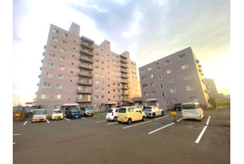 琴似プリンスハイツA棟の外観