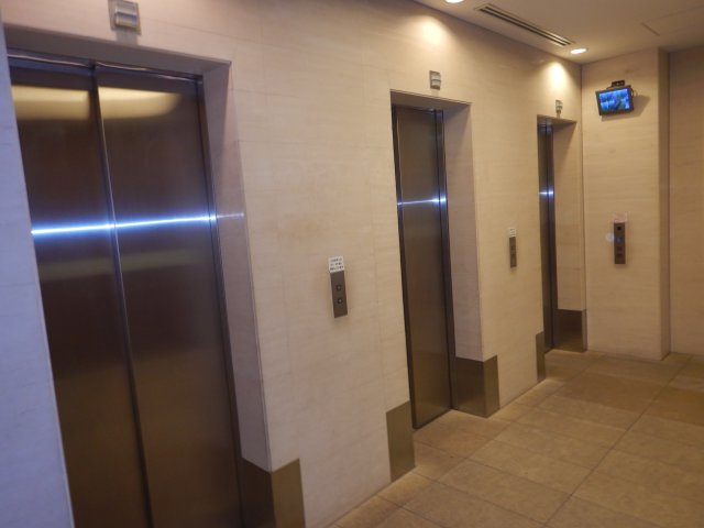 エレベーターホール