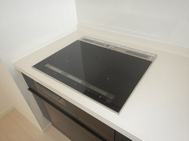 IHクッキングヒーター3口