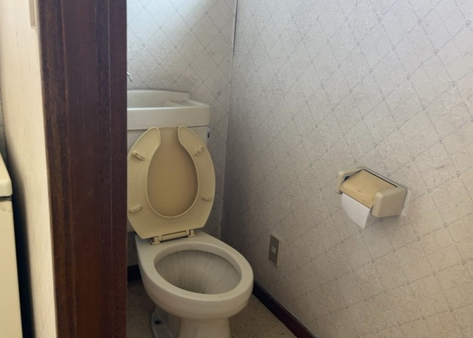 トイレは大きさや形、機能、抗菌性などが異なる多種多彩なタイプが各メーカーから出ています。それぞれに良さがあるため、事前にどういったタイプのトイレがいいのかをご家庭内で決めて、内見に行くといいでしょう。